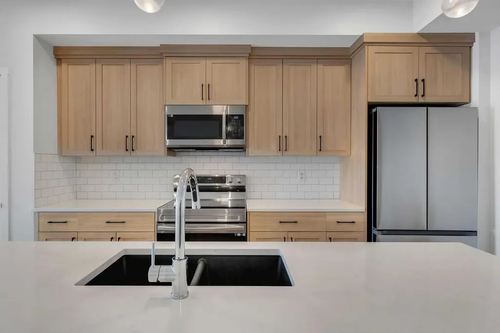 360 Harvest Hills Way NE Calgary AB T3K 2S1