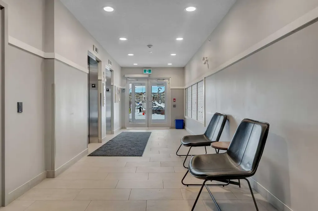 360 Harvest Hills Way NE Calgary AB T3K 2S1