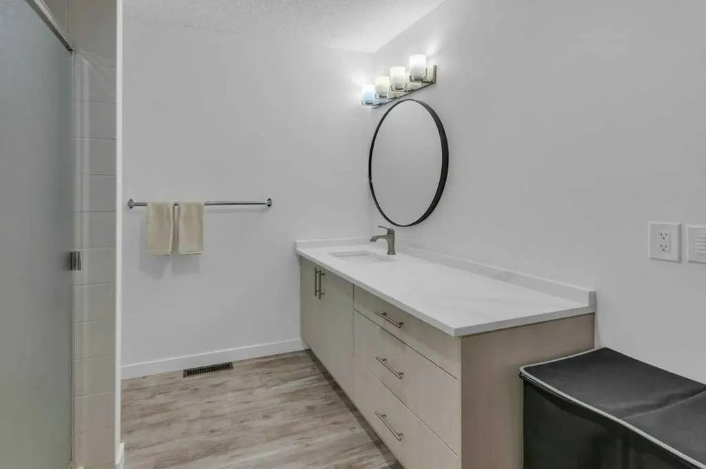 119 Edgepark Villas NW Calgary AB T3A 3S2