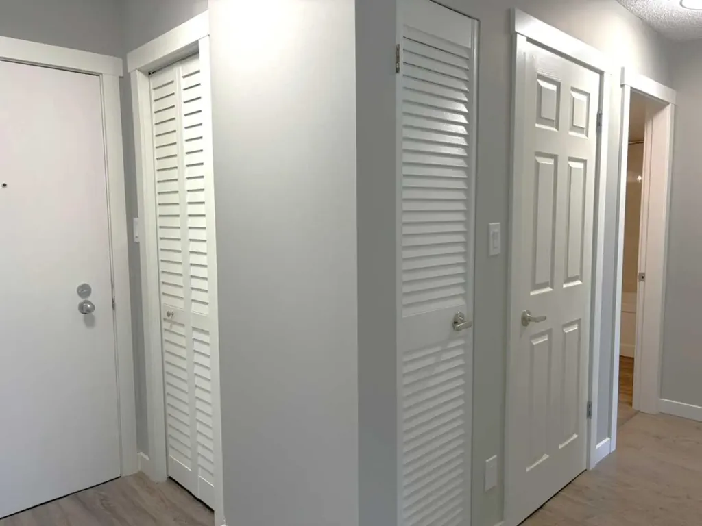 635 56 Avenue SW Calgary AB T2V0G9