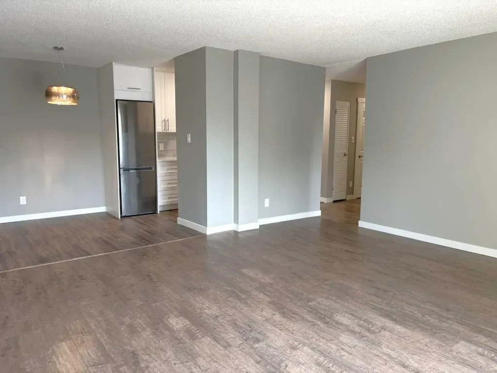 635 56 Avenue SW Calgary AB T2V0G9