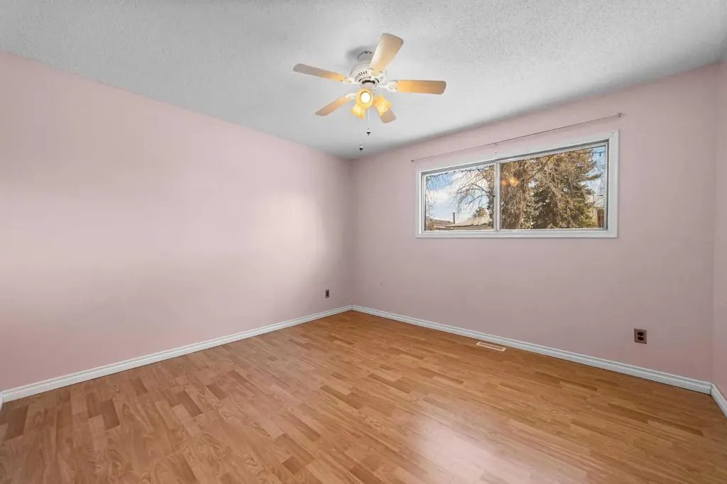 4909 51 Street Sedgewick AB T0B4C0