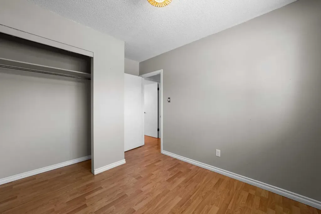 4909 51 Street Sedgewick AB T0B4C0