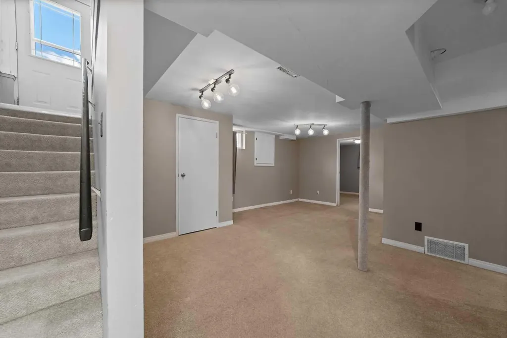 4909 51 Street Sedgewick AB T0B4C0