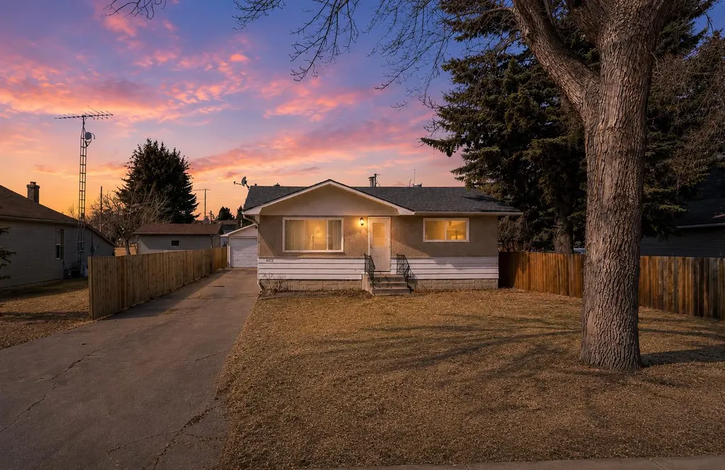 4909 51 Street Sedgewick AB T0B4C0