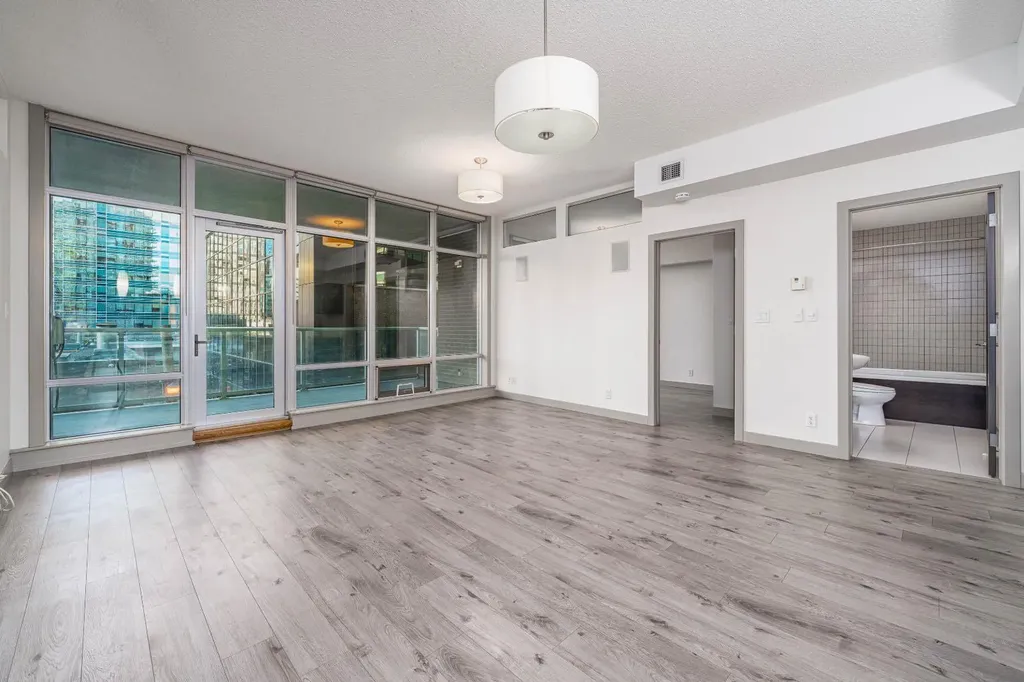 530 12 Avenue SW Calgary AB T2R 0B1