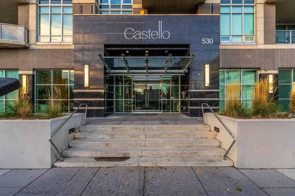 530 12 Avenue SW Calgary AB T2R 0B1