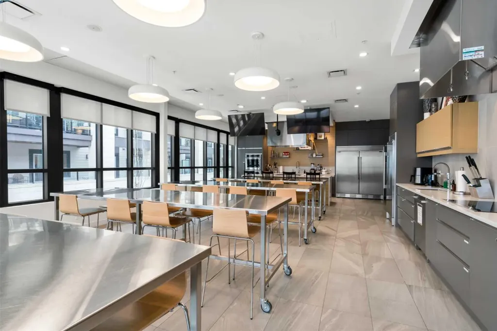 11 Mahogany Circle SE Calgary AB T3M 2Z3