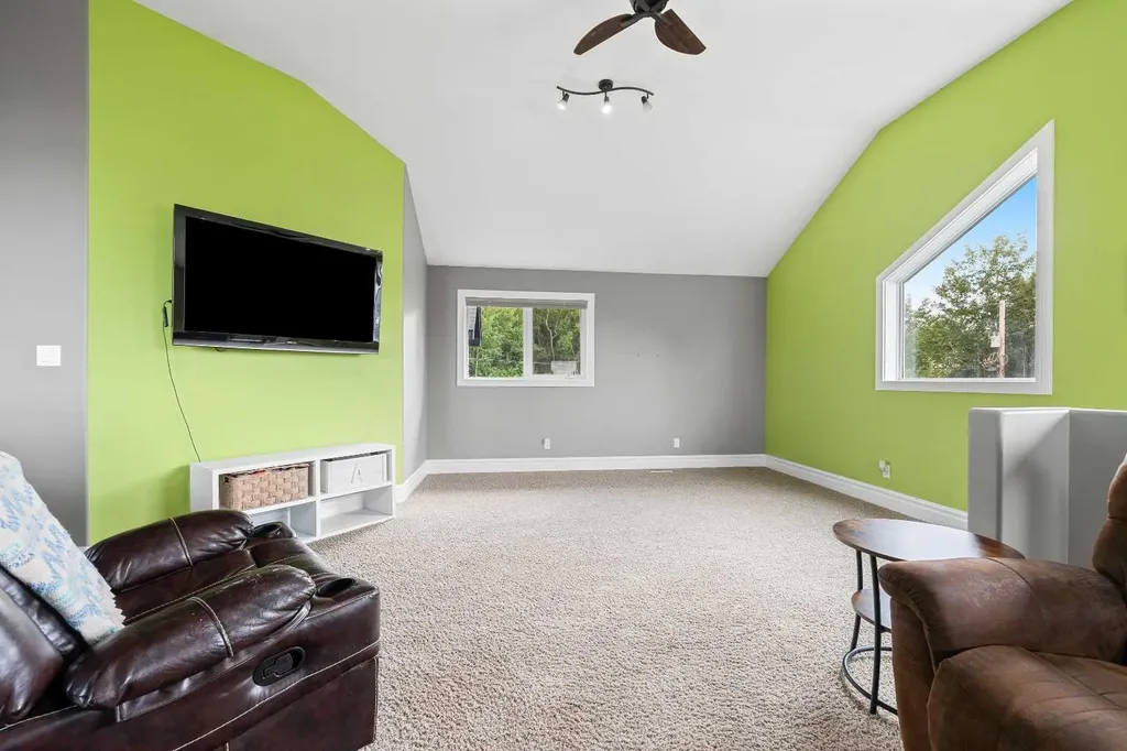 214 Hill Avenue Greenstreet SK S9V 0X7