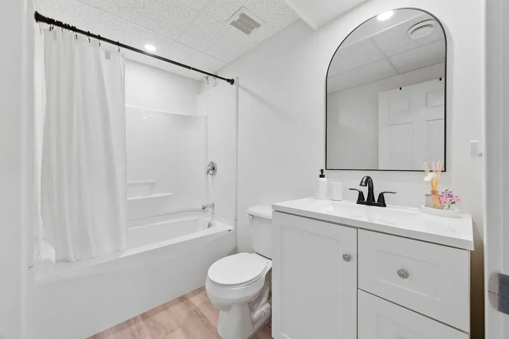 214 Hill Avenue Greenstreet SK S9V 0X7