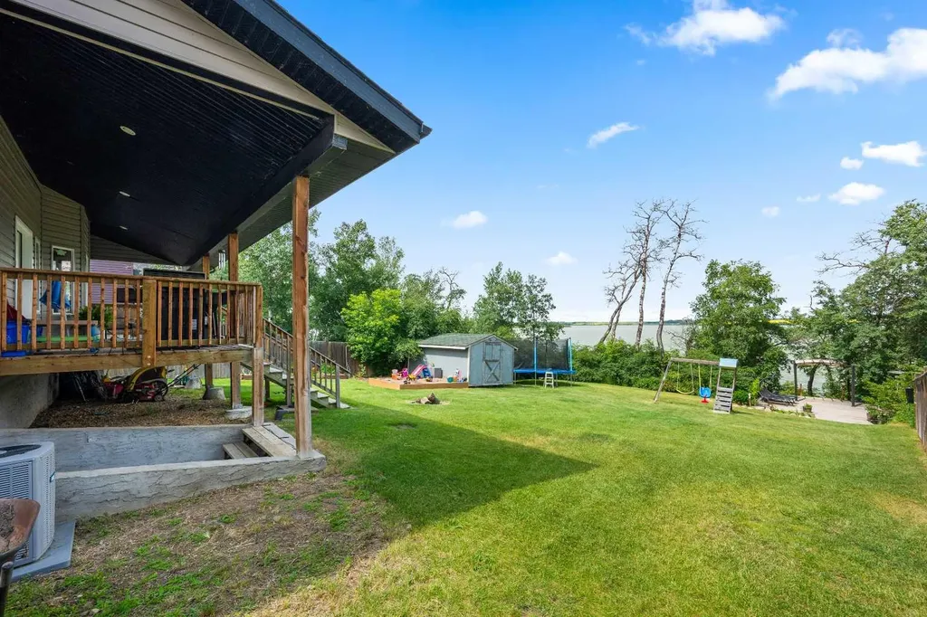 214 Hill Avenue Greenstreet SK S9V 0X7