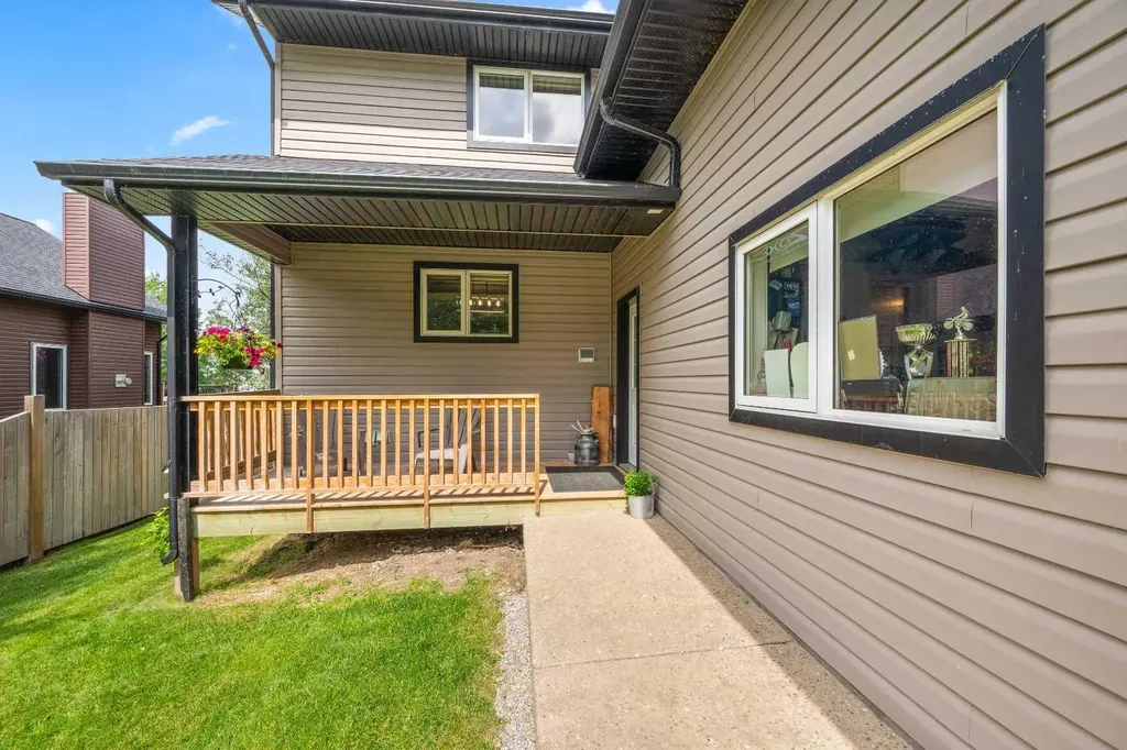 214 Hill Avenue Greenstreet SK S9V 0X7