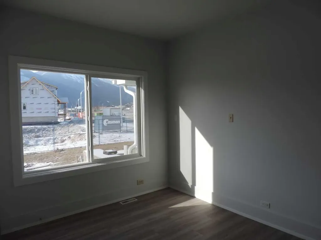 701 Geikie Street Jasper AB T0E1E0