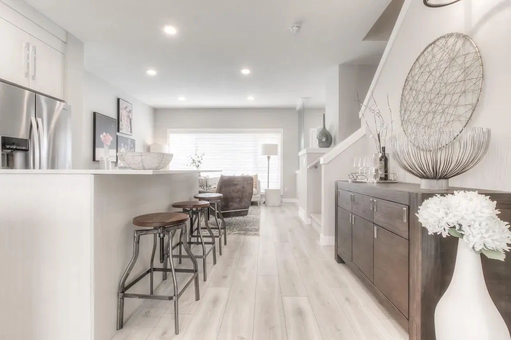 134 Rangeview Path SE Calgary AB T3S0X1