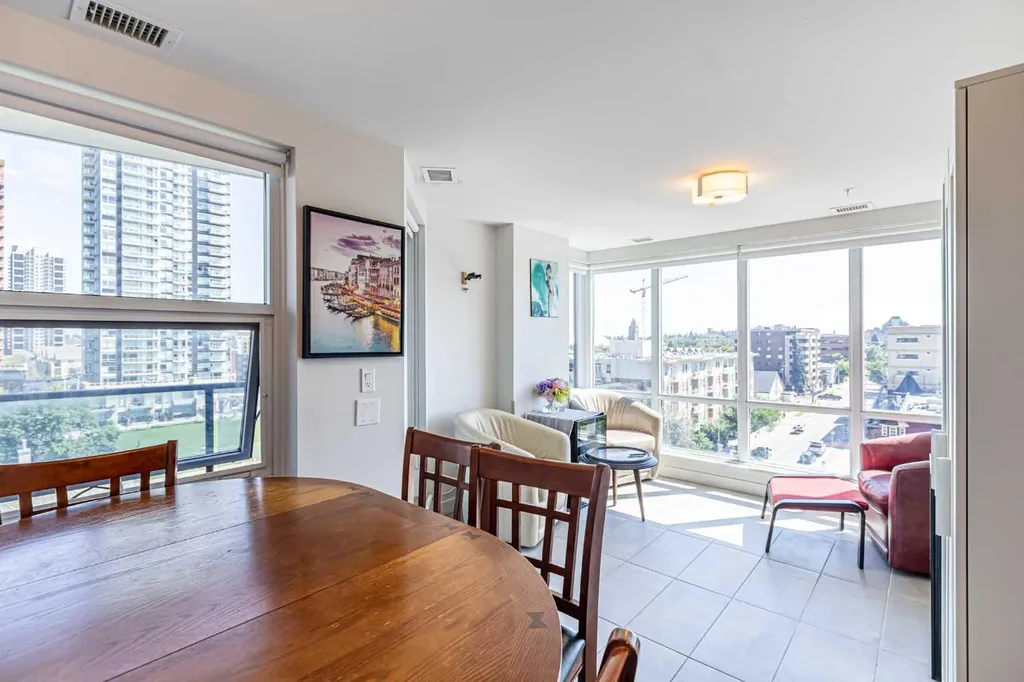 303 13 Avenue SW Calgary AB T2R0Y9