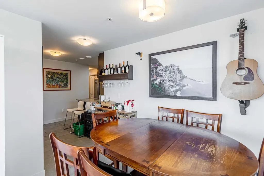 303 13 Avenue SW Calgary AB T2R0Y9