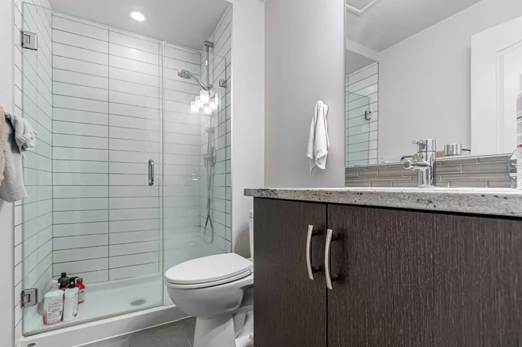 303 13 Avenue SW Calgary AB T2R0Y9