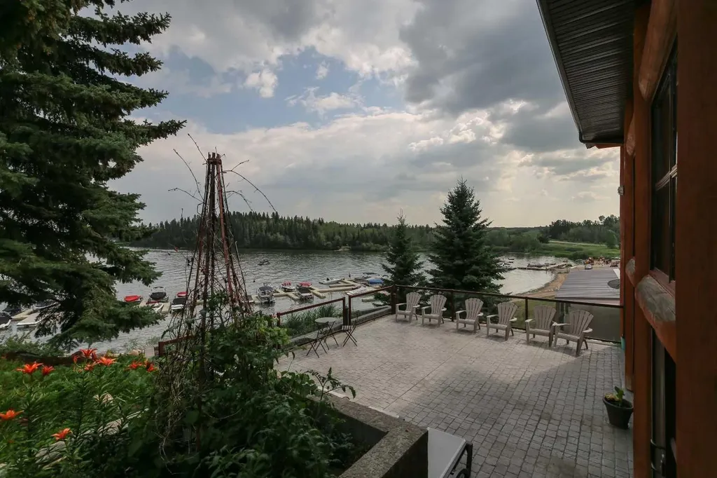 25054 South Pine Lake Road Rural Red Deer County AB T0M 1R0