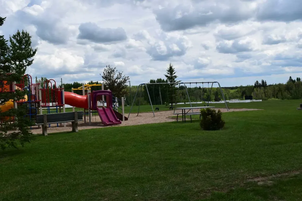 25054 South Pine Lake Road Rural Red Deer County AB T0M 1R0