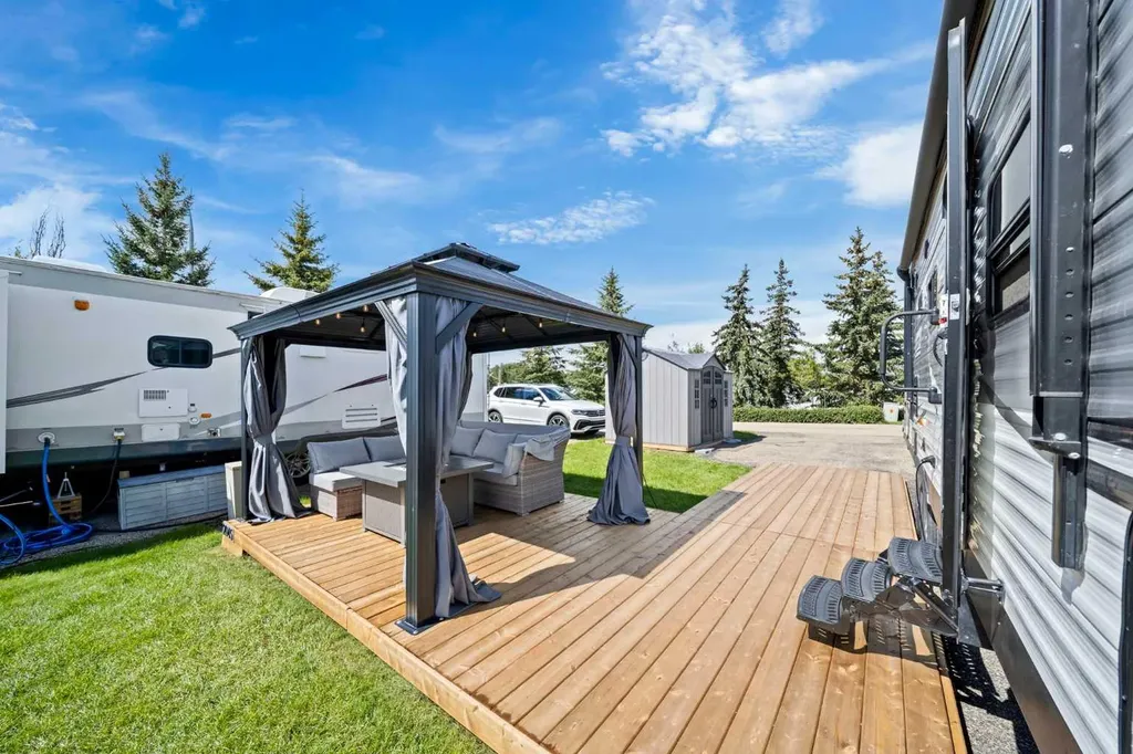 25054 South Pine Lake Road Rural Red Deer County AB T0M 1R0