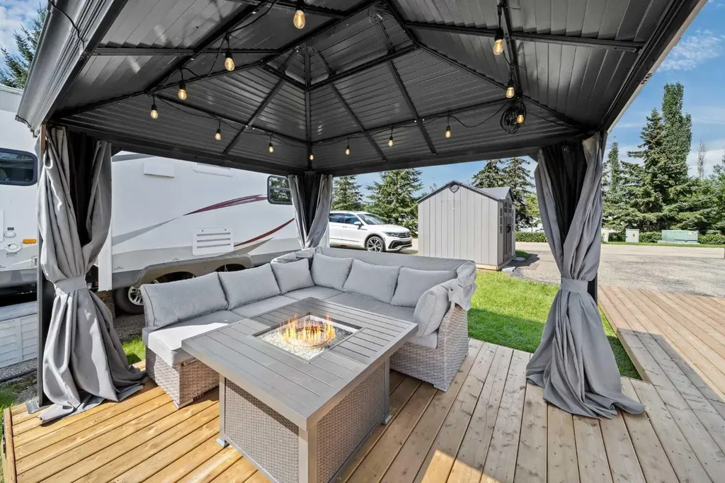 25054 South Pine Lake Road Rural Red Deer County AB T0M 1R0
