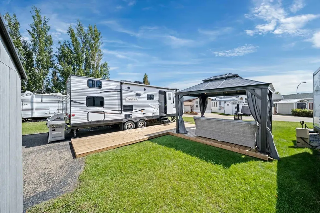 25054 South Pine Lake Road Rural Red Deer County AB T0M 1R0
