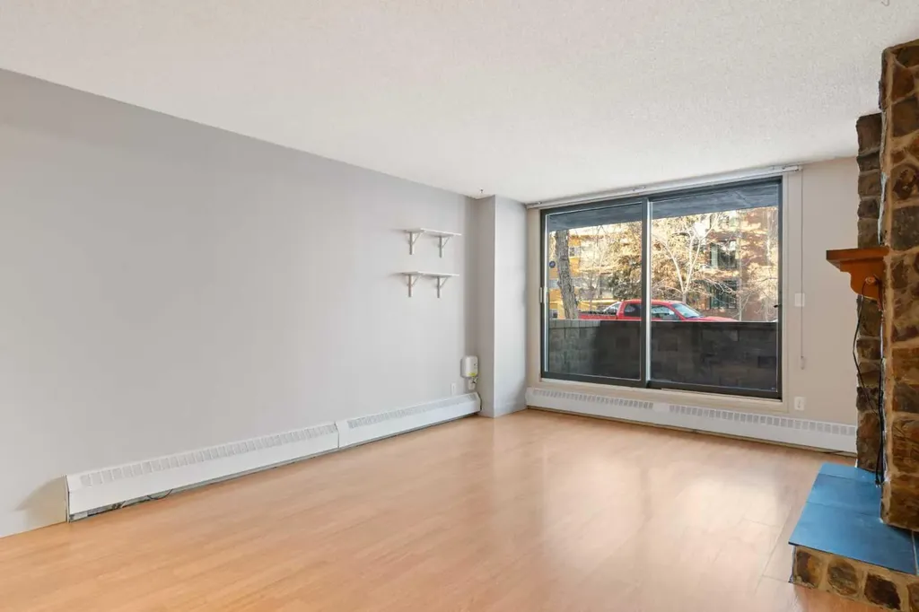 345 4 Avenue NE Calgary AB T2E 0J4