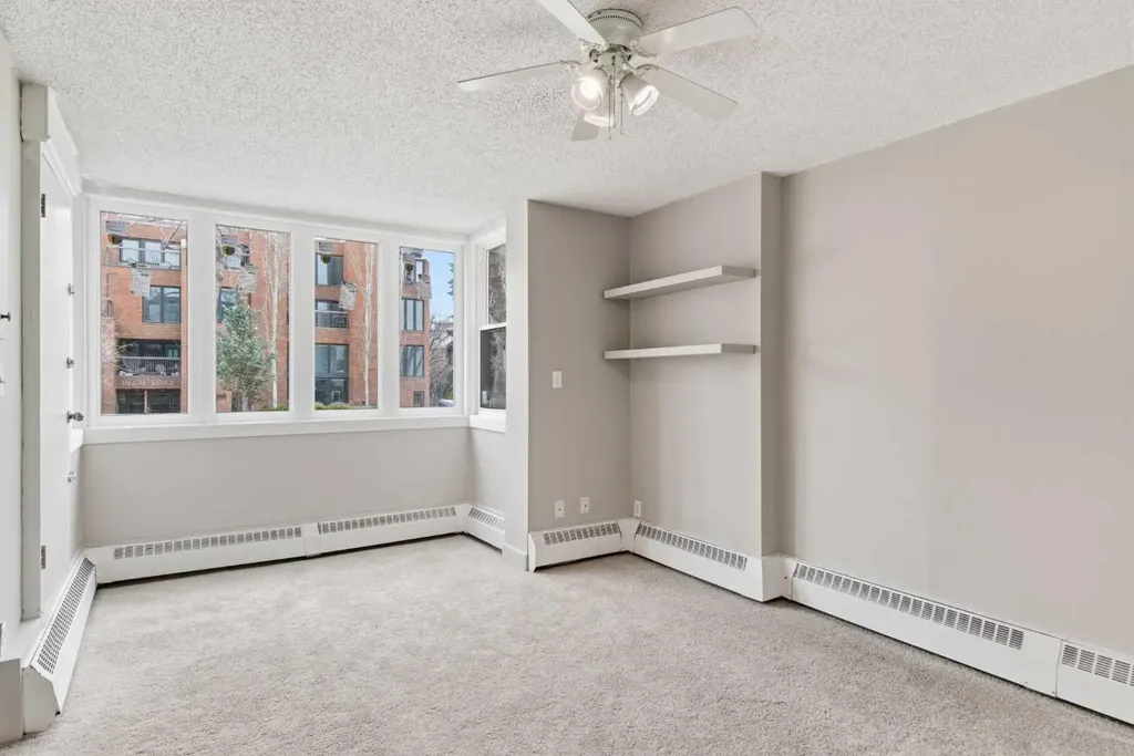 345 4 Avenue NE Calgary AB T2E 0J4