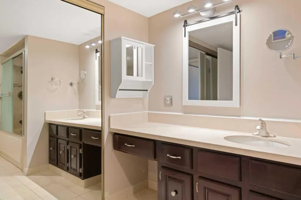 345 4 Avenue NE Calgary AB T2E 0J4