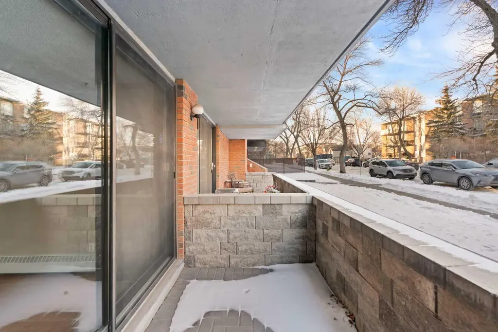 345 4 Avenue NE Calgary AB T2E 0J4