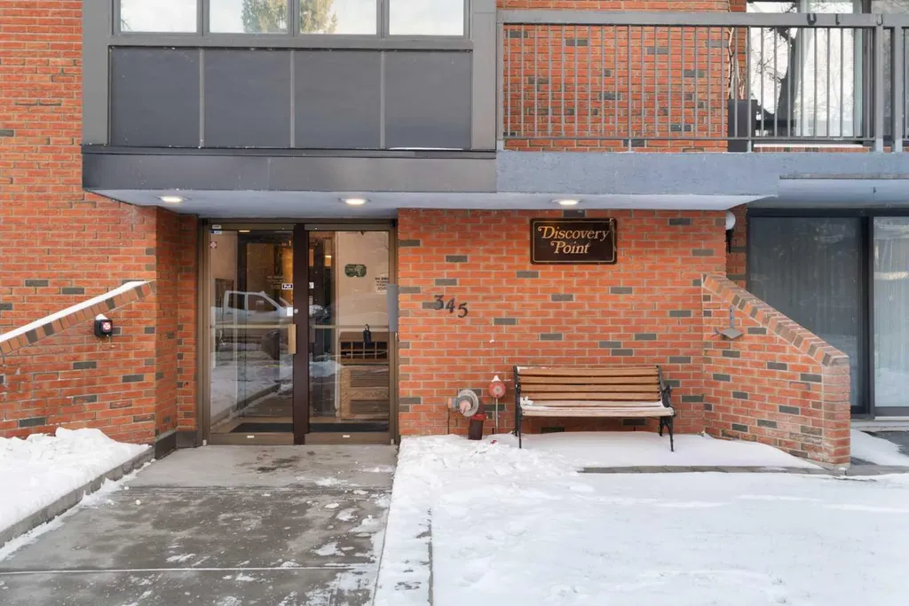 345 4 Avenue NE Calgary AB T2E 0J4
