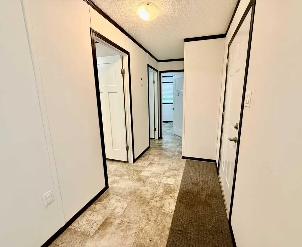 1609 14 Street Wainwright AB T9W 1K4