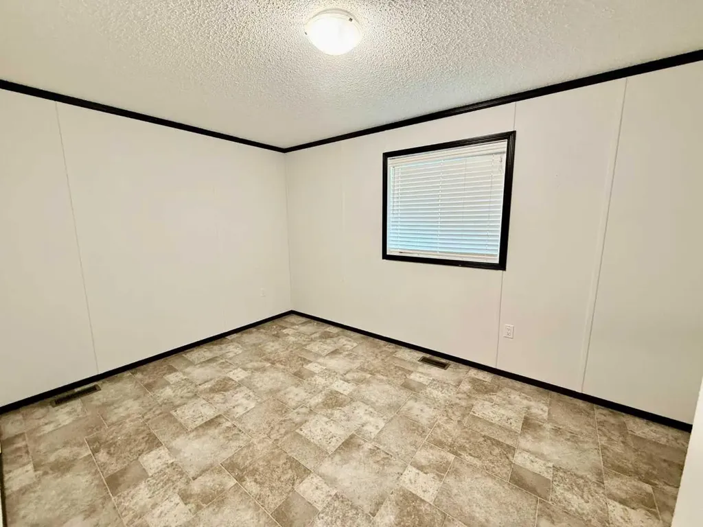 1609 14 Street Wainwright AB T9W 1K4