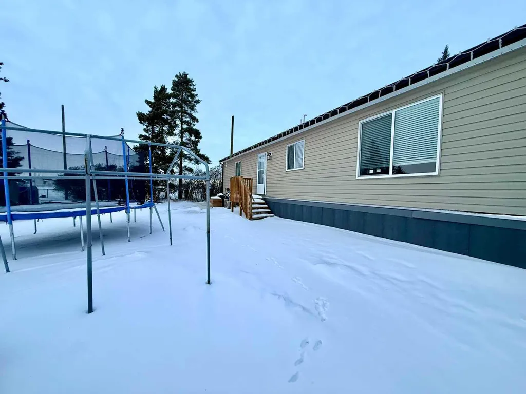1609 14 Street Wainwright AB T9W 1K4