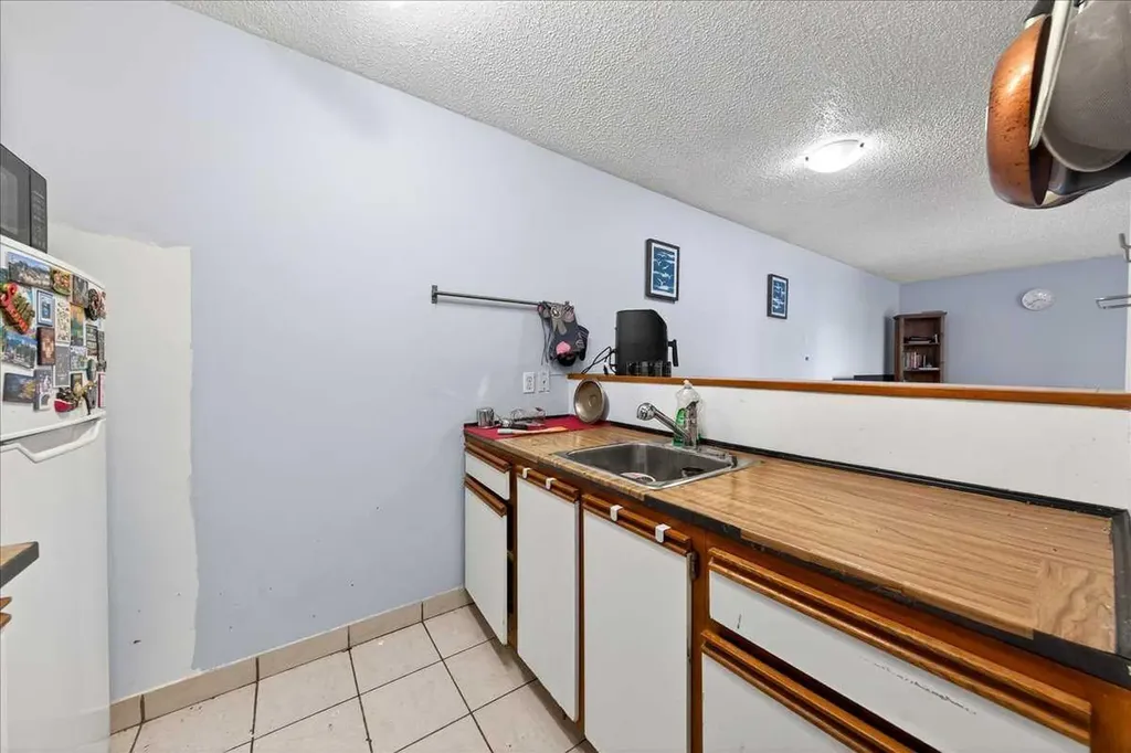 431 1 Avenue NE Calgary AB t2e0b3