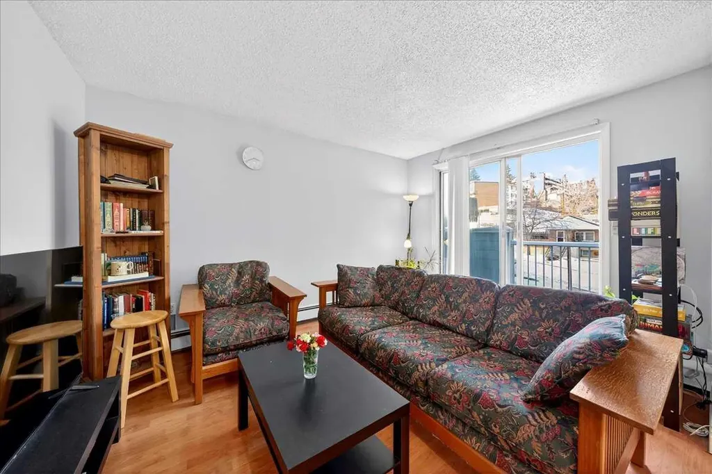 431 1 Avenue NE Calgary AB t2e0b3