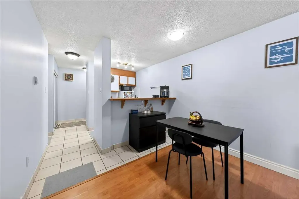 431 1 Avenue NE Calgary AB t2e0b3