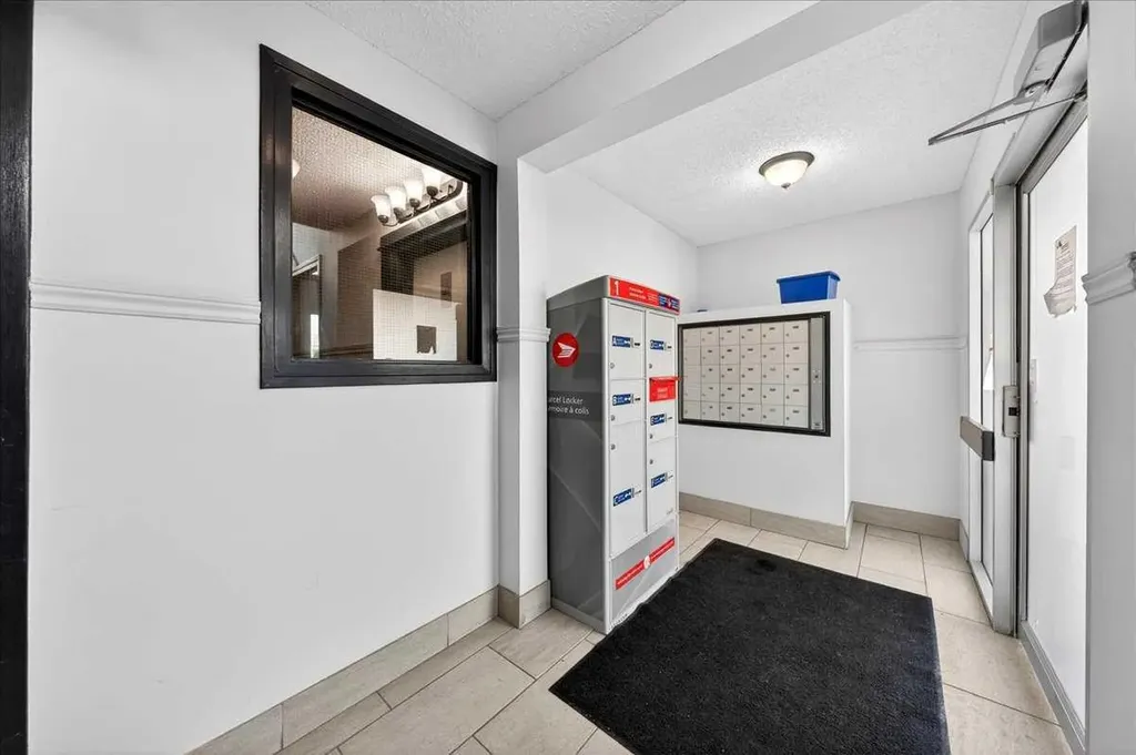 431 1 Avenue NE Calgary AB t2e0b3