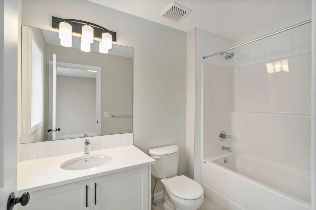 1485 Rangeview Drive SE Calgary AB T3S0P8