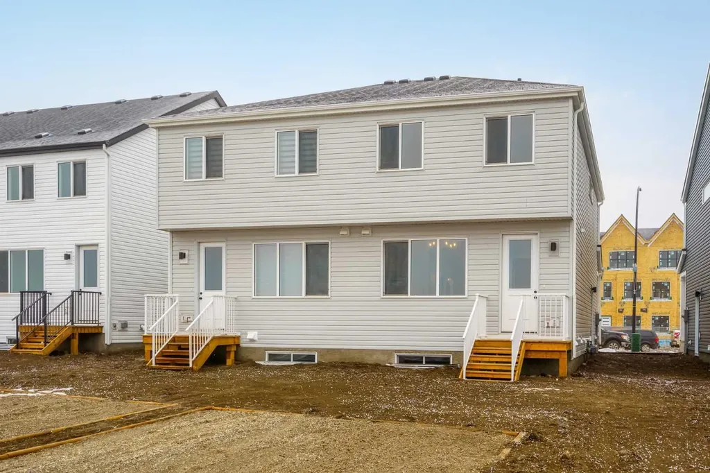1485 Rangeview Drive SE Calgary AB T3S0P8