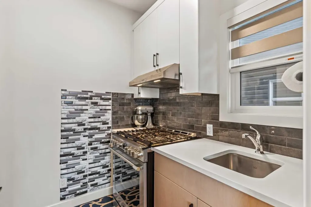 116 Ambleside Crescent NW Calgary AB T4B 3P5