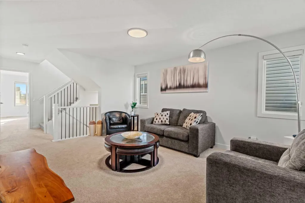 116 Ambleside Crescent NW Calgary AB T4B 3P5