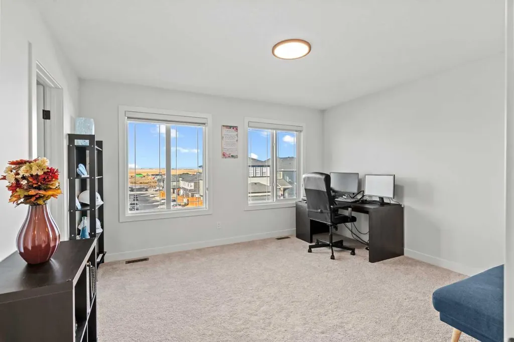 116 Ambleside Crescent NW Calgary AB T4B 3P5