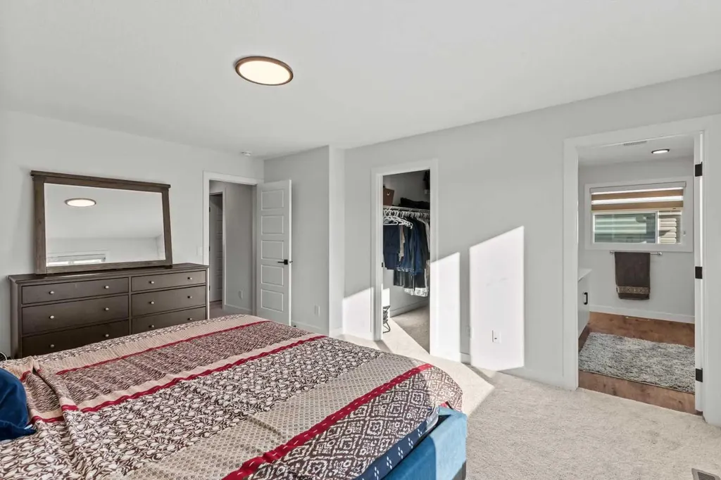 116 Ambleside Crescent NW Calgary AB T4B 3P5