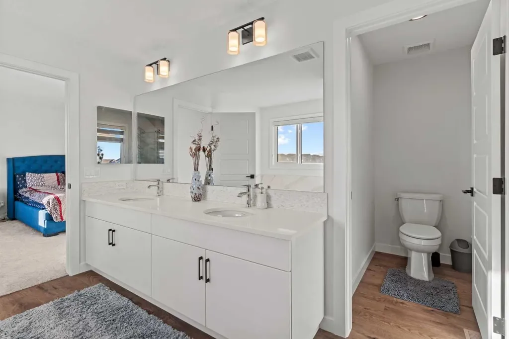 116 Ambleside Crescent NW Calgary AB T4B 3P5