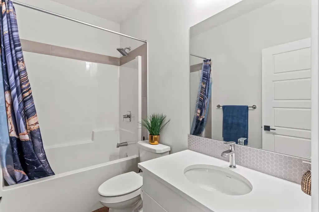 116 Ambleside Crescent NW Calgary AB T4B 3P5