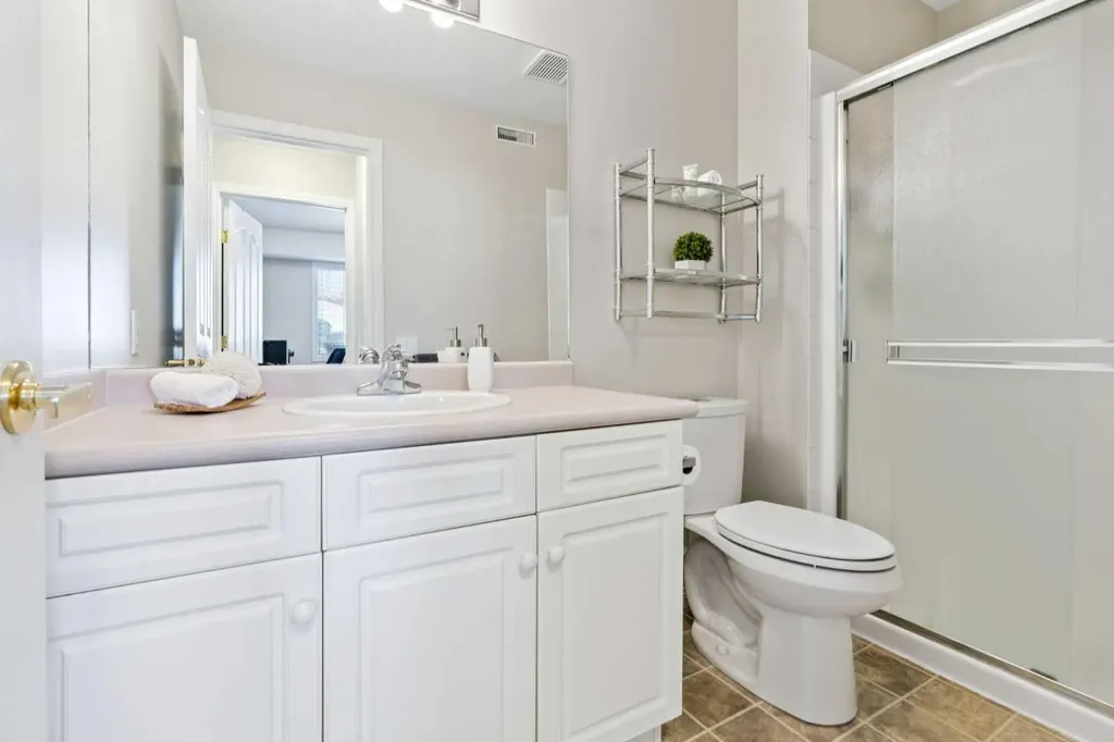 1818 Simcoe Boulevard SW Calgary AB T3H 3L9