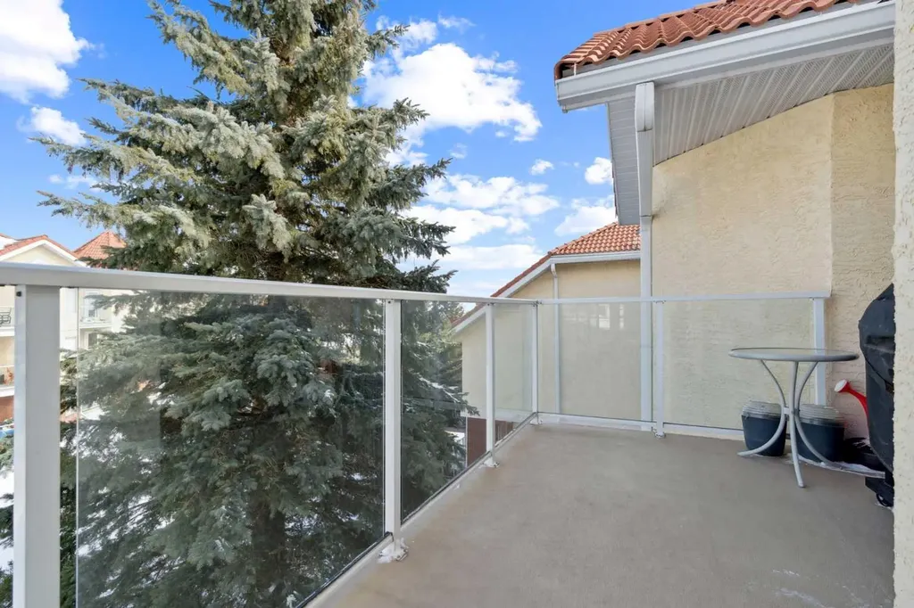 1818 Simcoe Boulevard SW Calgary AB T3H 3L9