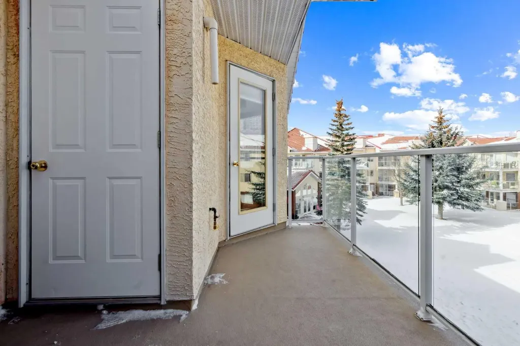 1818 Simcoe Boulevard SW Calgary AB T3H 3L9