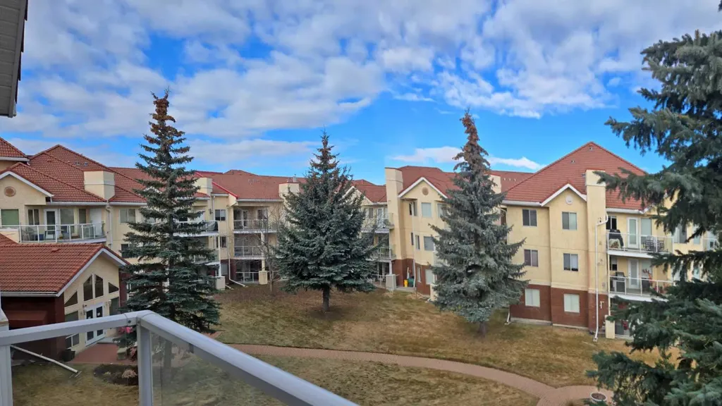 1818 Simcoe Boulevard SW Calgary AB T3H 3L9